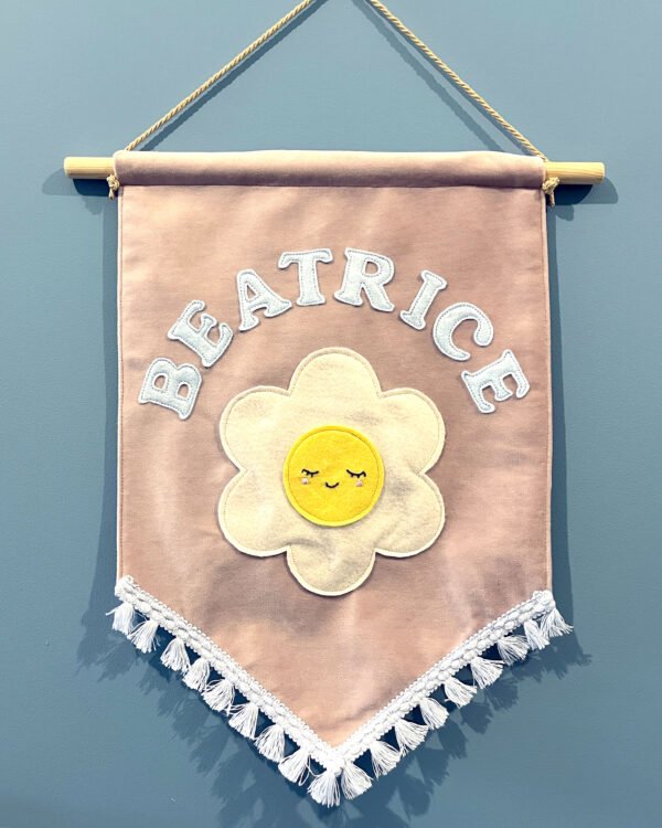 Smiling Daisy Custom Name Banner