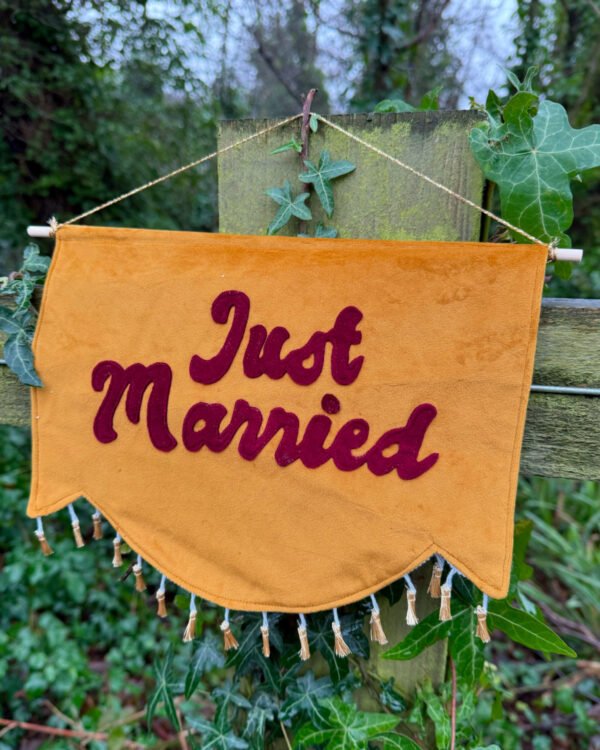 Gold Velvet 'Just Married' Banner